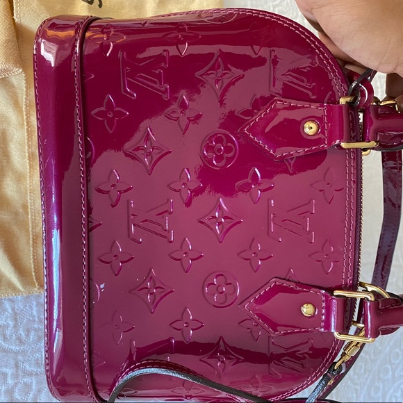 LOUIS VUITTON Vernis Alma BB Magenta - Picture 6 of 11